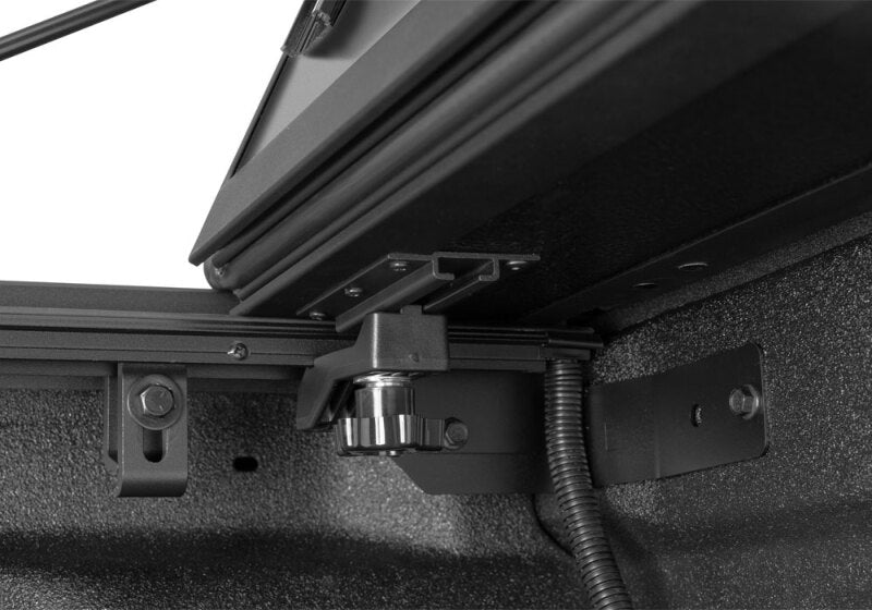 BAK 17-25 Honda Ridgeline 5.4ft. Bed BAKFlip MX4 TS